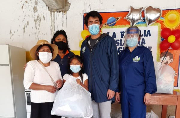 Lee más sobre el artículo Campaña solidaria realizada en el Colegio Octavia Sánchez López en Huarochirí (19/09/21)