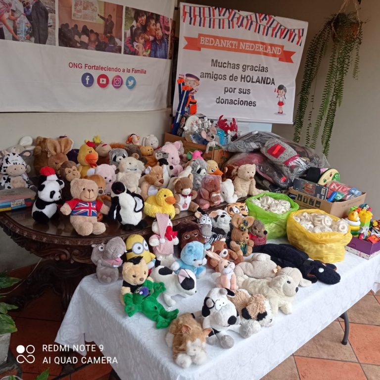 Lee más sobre el artículo Obra solidaria a favor de los niños del Comedor Popular «Madres Emprendedoras» en el AAHH Triunfadores de DIOS en Jicamarca (13/08/2022)