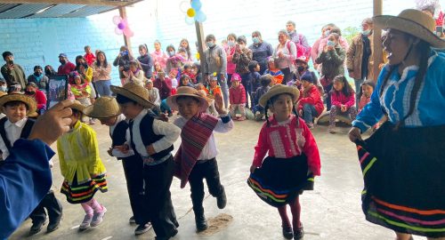 Obra solidaria a favor de los niños del PRONOEI (Programa No Escolarizado de Educación Inicial) en el AAHH Minas 2000 en Pamplona Alta en San Juan de Miraflores (10/09/2022)