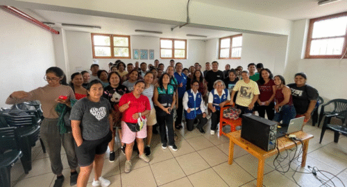 Charla para padres del Centro Infantil en Barrios Altos – Lima (30/04/2025)